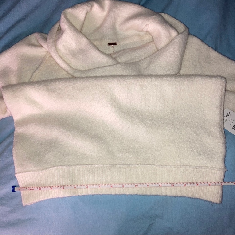 SOLD! NWT Free People Echo Beach Sweater - Picture 7 of 8